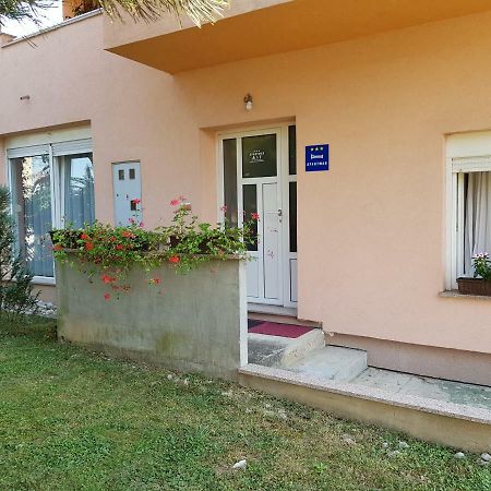A&T Apartment Zapresic Exterior photo