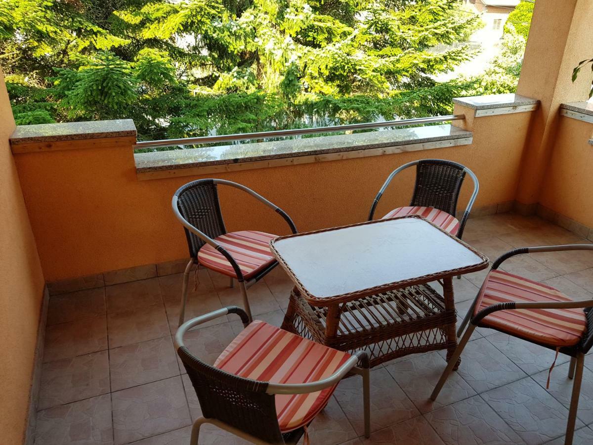 A&T Apartment Zapresic Exterior photo