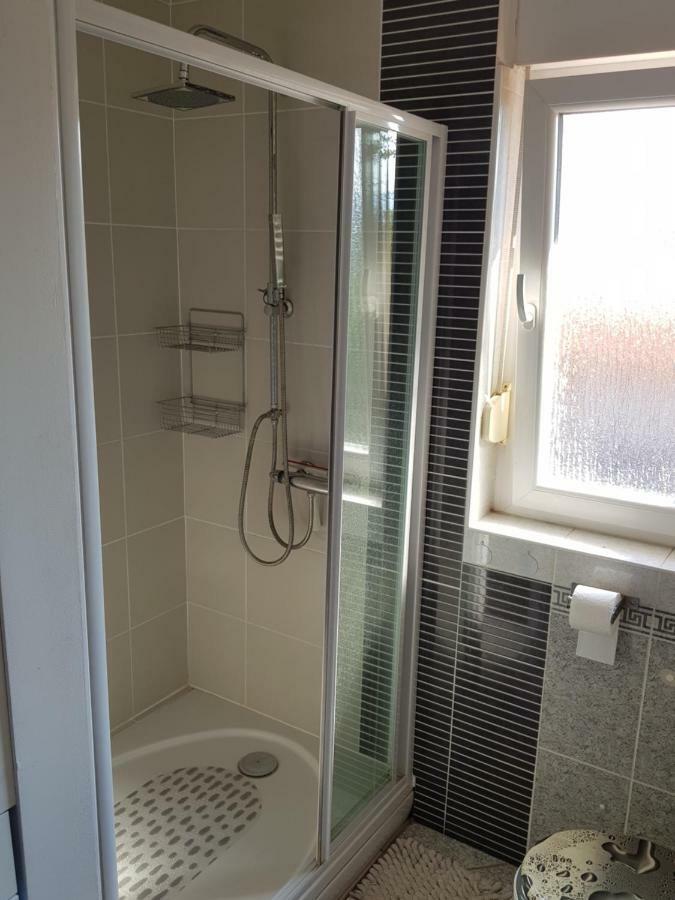 A&T Apartment Zapresic Exterior photo