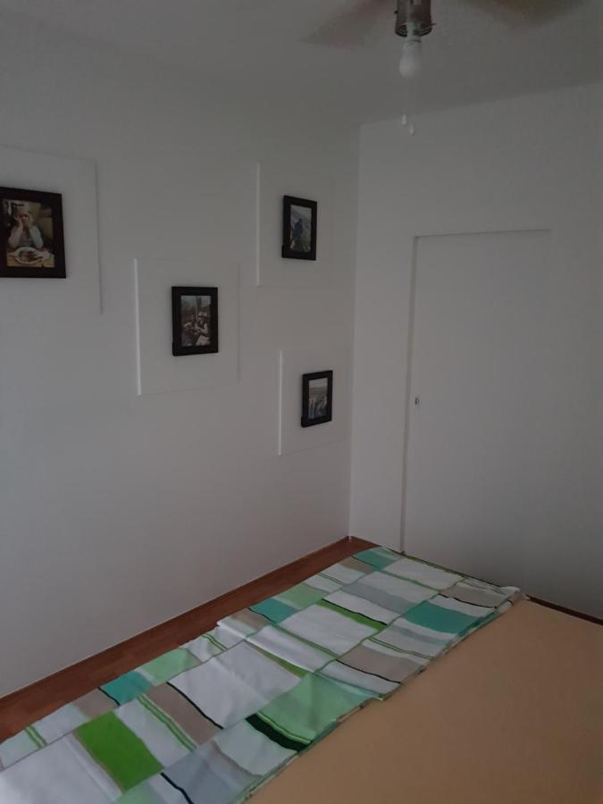 A&T Apartment Zapresic Exterior photo
